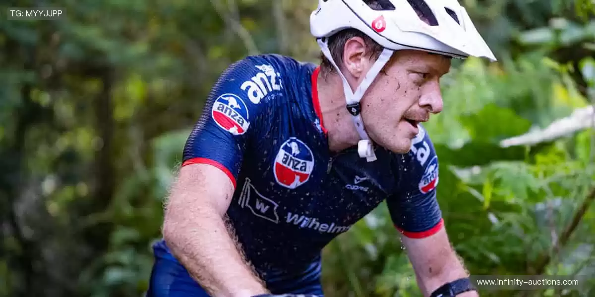 把热爱穿在身上,让每一件周边都成为你的骄傲!👕